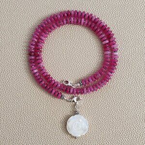 FUCHSIA COLORED JADE NECKLACE W/ MOTHER OF PEARL ROSE--18"